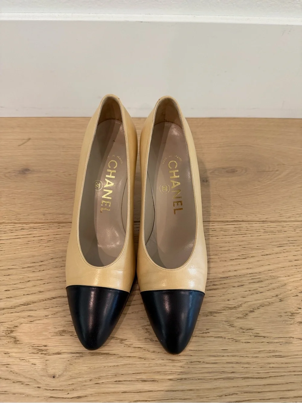 Vintage CHANEL Two-Tone Beige and Black Leather Pumps